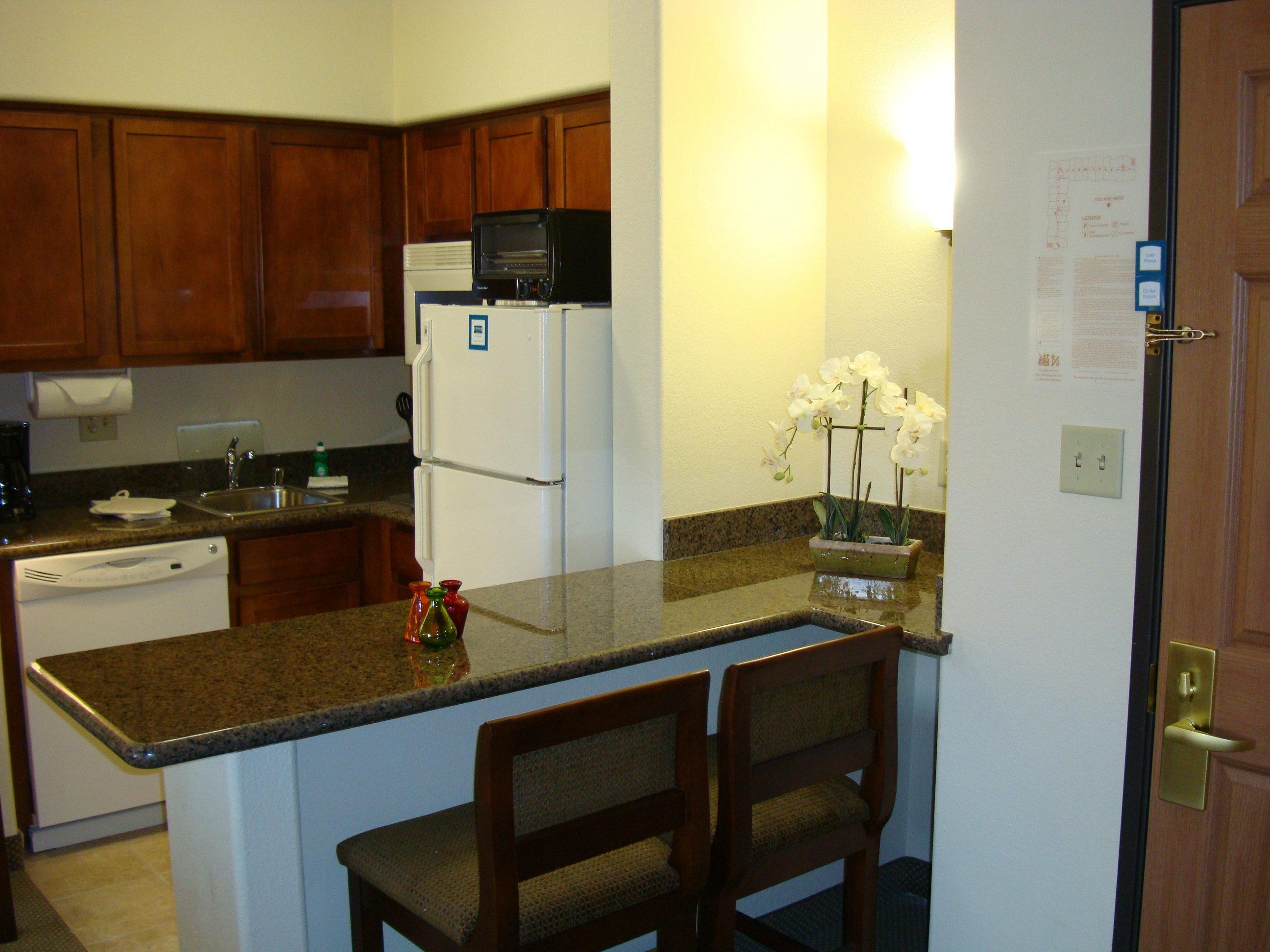 Staybridge Suites Phoenix Glendale Sports Dist By Ihg Bilik gambar